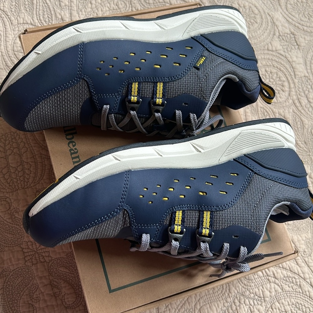 Men’s New L.L. Bean Comfort Fit Walkers - Picture 4 of 10
